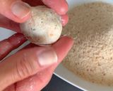 Foto del passaggio 2 della ricetta Polpette di ricotta