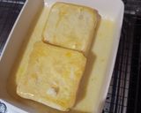 Foto langkah ke 3 dari resep Fried Toast Egg Matcha.