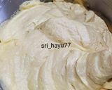 Foto langkah ke 5 dari resep Bolu Mentega Moist.