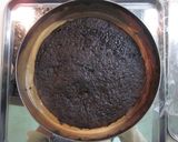 A picture of step 15 of Fluffy Strawberry and Chocolate Cake.