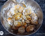 A picture of step 3 of Baby potato and cornflour fry.