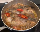 A picture of step 3 of Braised Snakehead Fish with Black Olives.