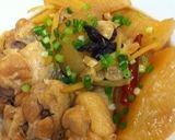A picture of step 4 of Chinese-style Braised Chicken Drumettes with Daikon Radish and Star Anise.