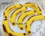 Foto langkah ke 6 dari resep Bolu Pisang Tanpa Pisang (Bolu Bentuk Pisang).
