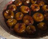 Foto del passaggio 2 della ricetta Fichi caramellati al vino rosso