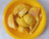 Foto langkah ke 1 dari resep Mango Smoothies.