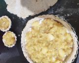 A picture of step 13 of Apple pie with strawberry cream.