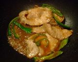 A picture of step 2 of Delicious Pan-Fried Ginger Pork in 10 minutes.