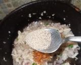 A picture of step 3 of Ferozan paratha chicken patties.