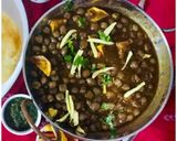 A picture of step 5 of Chana masala.