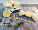 Foto del paso 5 de la receta: Pan 🥖de queso 🧀 y ajo 🧄