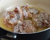 Foto del paso 1 de la receta: Contramuslos de pollo con salsa de pimentón