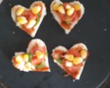A picture of step 4 of Combination of love and pizza.