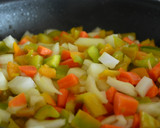 Foto del paso 3 de la receta: Berenjenas rellenas de verduras