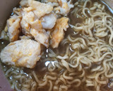 Foto langkah ke 4 dari resep Mie Kuah Telur Orak Arik.