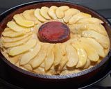 Foto del paso 4 de la receta: Rosca rellena de manzanas y pasas de uva