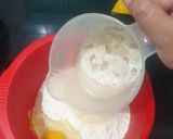 Foto langkah ke 3 dari resep Donat Kepang.