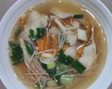 Foto langkah ke 5 dari resep Sup dori enoki.