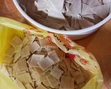 Foto langkah ke 1 dari resep Kerupuk Kulit Pangsit.