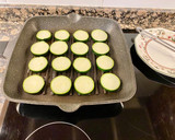 Foto del paso 4 de la receta: Ensalada de patatas, calabacín y atún en escabeche