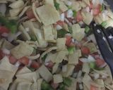 Foto del paso 3 de la receta: Chilahuevos a la mexicana