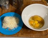 A picture of step 3 of Pasta Carbonara.