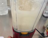 A picture of step 3 of Korean Pear Juice.