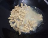 Foto langkah ke 1 dari resep Orek tempe paprika.