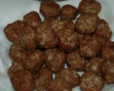 A picture of step 6 of Easy Meatballs in Sweet and Sour Sauce.