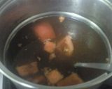 A picture of step 4 of Egg, Tomato, and Malony Noodle Soup.