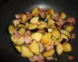 A picture of step 3 of Rice Bowl with Aubergine, Bacon and Melting Cheese.