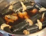 A picture of step 6 of Kombu Rolls with Chicken Breast in a Pressure Cooker.