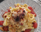 Foto del paso 5 de la receta: Tagliatelle con pulpo, salsa de quesos y vino blanco🐙🥂