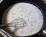 A picture of step 3 of Luxurious Vanilla Milk Blancmange.