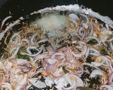 A picture of step 3 of Allu baingan fry.