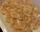 A picture of step 1 of GARLICKY BAKED SHRIMP.