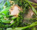 Hình bước làm 2 của món Nui Nấu Tôm & Rau Xanh
