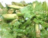 A picture of step 2 of Tossed Salad with Lots of Korean Nori Seaweed.