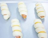 Foto langkah ke 11 dari resep Roti sosis keju ala bakery korea. Bahan roti cuma 3 macam.