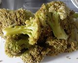 Foto del paso 1 de la receta: Brócoli en tortilla!!!😋🥦🧀🍳🥚🍅🌰