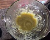 Foto del paso 3 de la receta: Chilaquiles verdes con crema y queso
