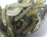 A picture of step 3 of Stirfry Green Beans.