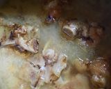 Foto del paso 3 de la receta: Patitas de cerdo en olla a presión