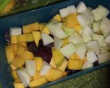 Foto langkah ke 2 dari resep Salad Buah Yogurt.