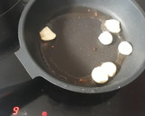 Foto del paso 1 de la receta: Chupitos de caldito espeso de pintarroja