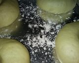 Foto langkah ke 4 dari resep Donat lembut tanpa telur.