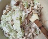 Foto langkah ke 1 dari resep Tumis Sawi jamur.