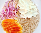Foto del paso 1 de la receta: Tortilla Trend de carpaccio de salmón ahumado