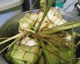 Foto langkah ke 2 dari resep Ketupat Hemat Gas#SiapRamadan.
