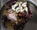 A picture of step 3 of Dry red chilli chutney.